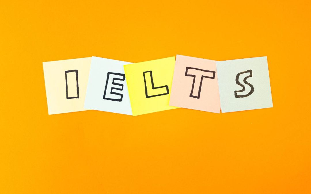 Perbandingan Ujian IELTS Online dan Offline: Memilih Sesuai Kebutuhan Anda